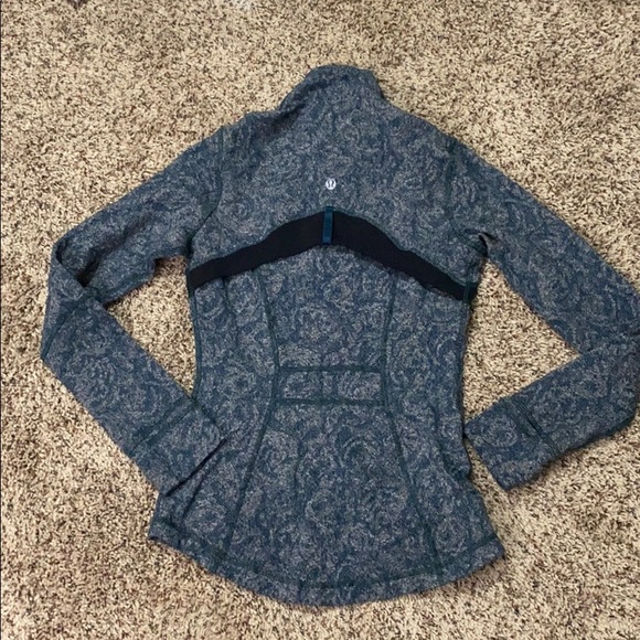 Lululemon Define Jacket - Picture 9 of 12